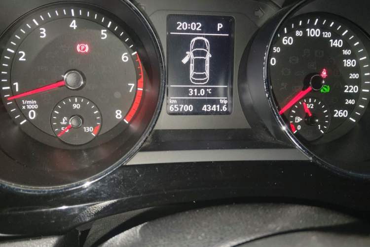 Used Volkswagen Sagitar 2018 280TSI DSG Ignite Edition Odometer Close Up