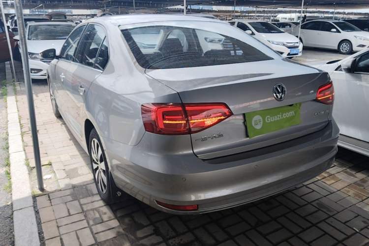 Used Volkswagen Sagitar 2018 1.6L Automatic Comfort Model Rear Left 45 Deg