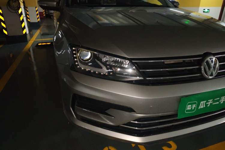 Used Volkswagen Sagitar 2018 280TSI DSG Ignite Edition Right Front Headlight