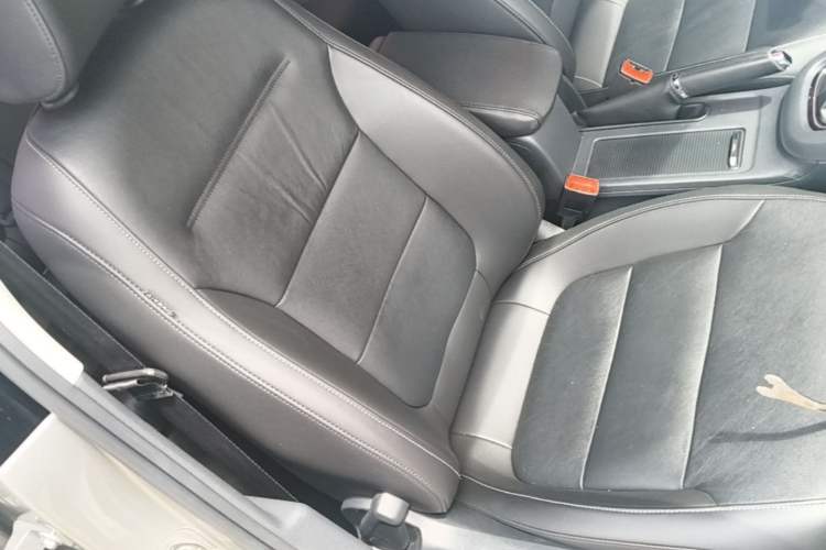 Used Volkswagen Sagitar 2018 280TSI DSG Comfort Model Right Front Seat