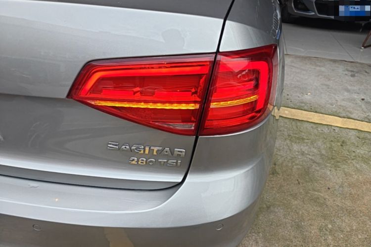 Used Volkswagen Sagitar 2018 280TSI DSG Comfort Model Right Rear Taillight