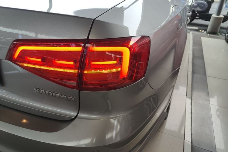 Used Volkswagen Sagitar 2018 280TSI DSG Ignite Edition Right Rear Taillight