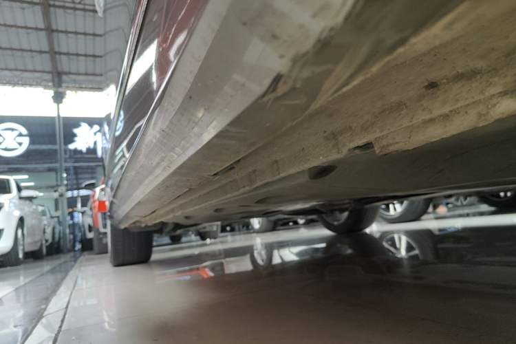 Used Volkswagen Sagitar 2018 280TSI DSG Ignite Edition Right Side Sill