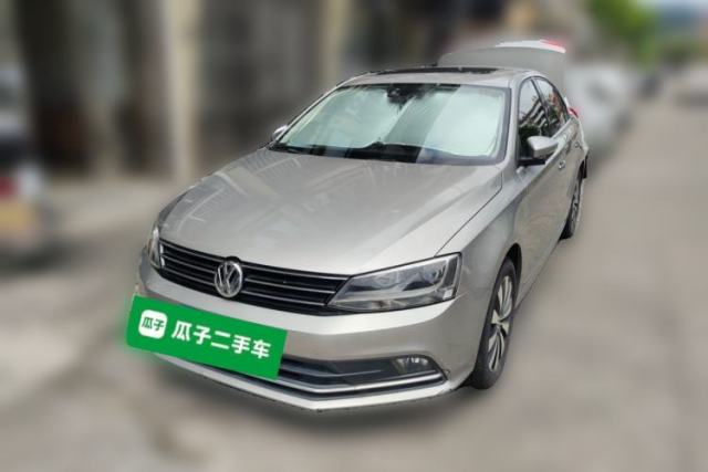 Volkswagen Sagitar 2018 1.6L Automatic Comfort Model с пробегом