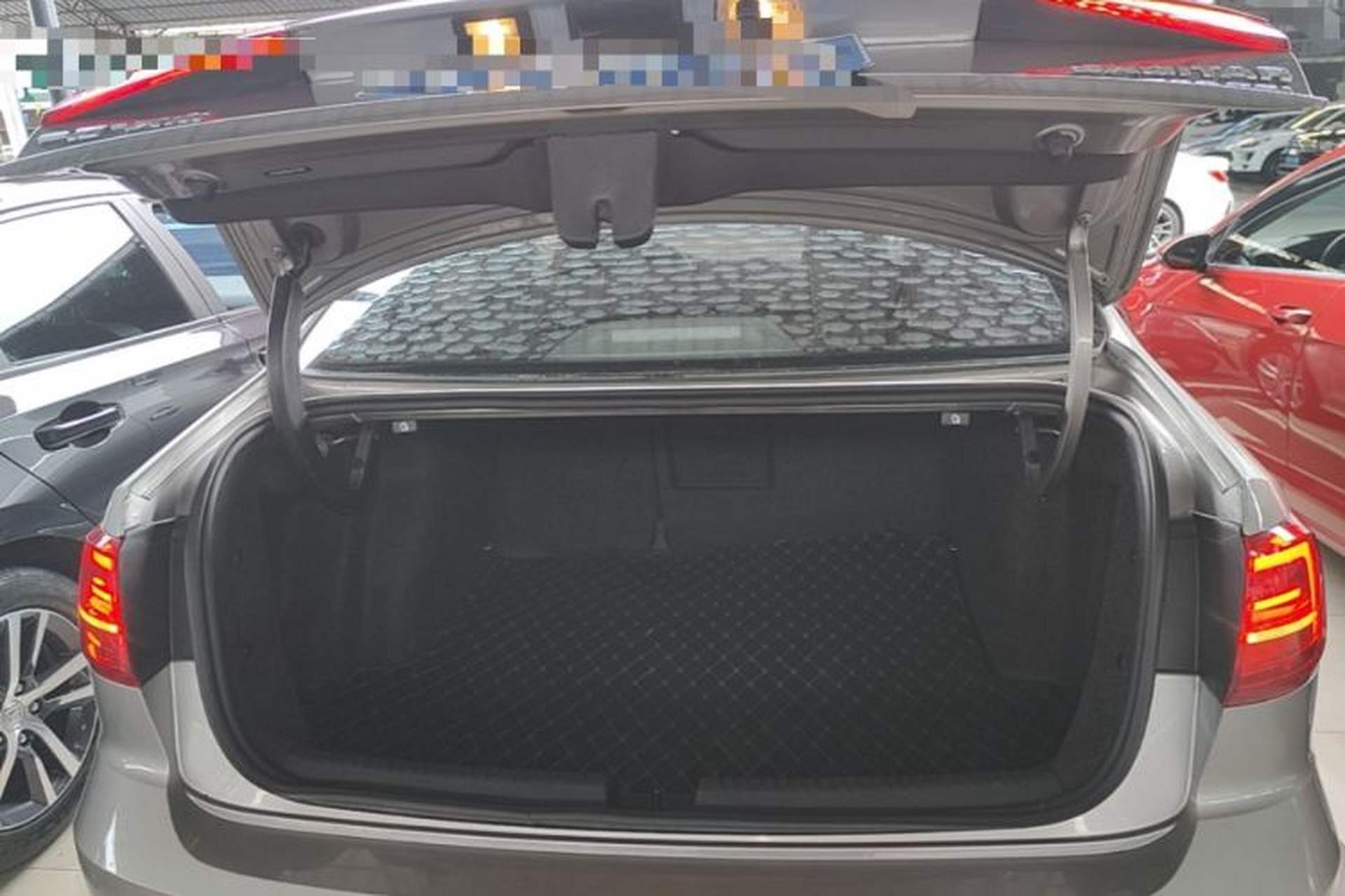 Used Volkswagen Sagitar 2018 280TSI DSG Ignite Edition Trunk