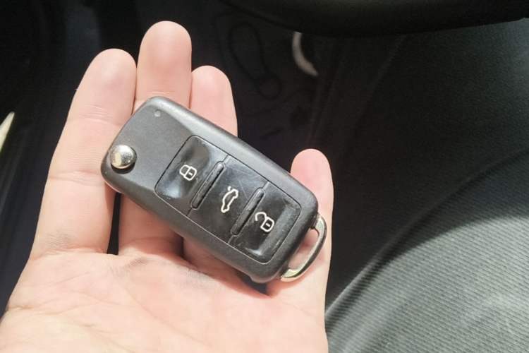 Used Volkswagen Sagitar 2018 280TSI DSG Comfort Model Vehicle Key