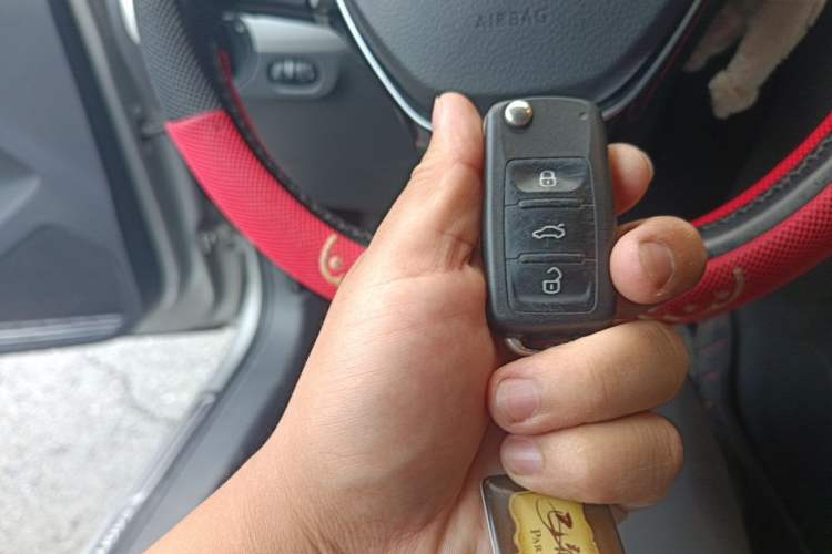 Used Volkswagen Sagitar 2018 1.6L Automatic Comfort Model Vehicle Key