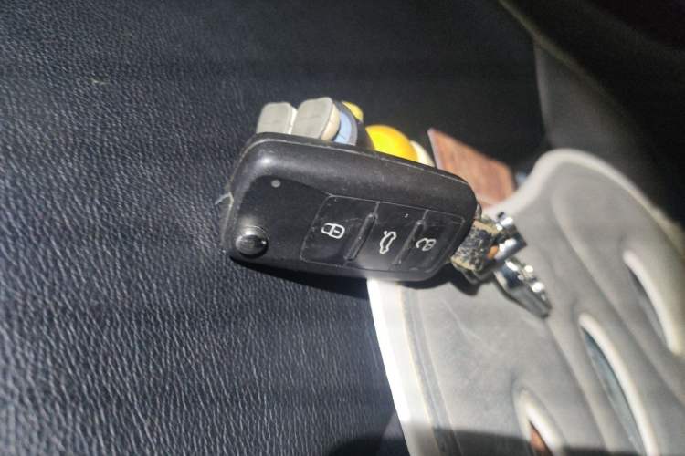 Used Volkswagen Sagitar 2018 280TSI DSG Ignite Edition Vehicle Key