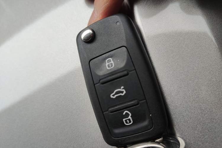 Used Volkswagen Sagitar 2018 280TSI DSG Ignite Edition Vehicle Key