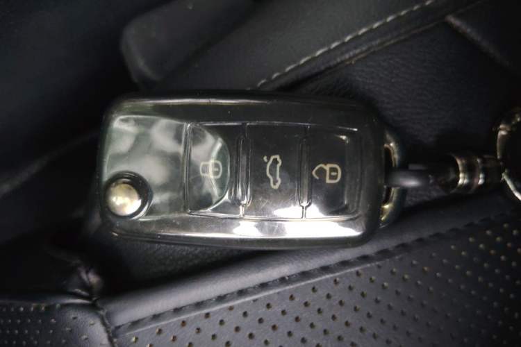 Used Volkswagen Sagitar 2018 280TSI DSG Ignite Edition Vehicle Key