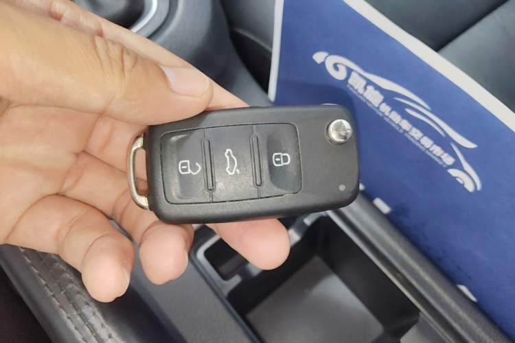 Used Volkswagen Sagitar 2018 1.6L Automatic Comfort Model Vehicle Key