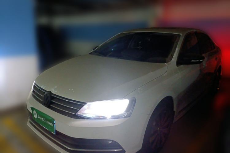 Used Volkswagen Sagitar 2018 1.6L Automatic Comfort Model Guazi used car, China used car export, Used car for sale, Used cars, Cheapest cars for sale