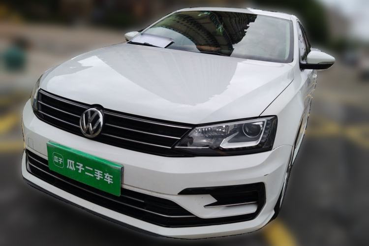Used Volkswagen Sagitar 2018 280TSI DSG Ignite Edition Guazi used car, China used car export, Used car for sale, Used  cars, Cheapest cars for sale