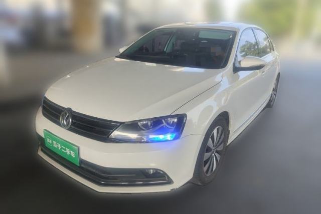 Ojetý Volkswagen Sagitar 2018 280TSI DSG Comfort Model