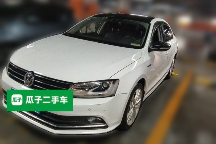 Used Volkswagen Sagitar 2018 280TSI DSG Luxury Model Guazi used car, China used car export, Used car for sale, Used  cars, Cheapest cars for sale