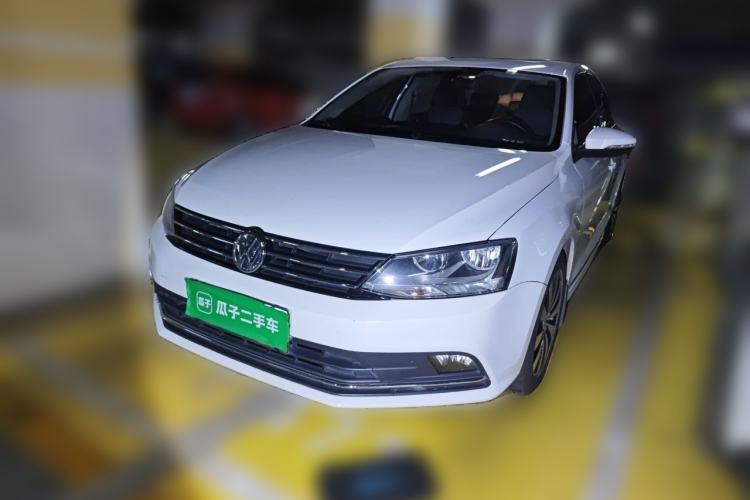 Used Volkswagen Sagitar 2018 180TSI DSG Prestige Edition Guazi used car, China used car export, Used car for sale, Used  cars, Cheapest cars for sale