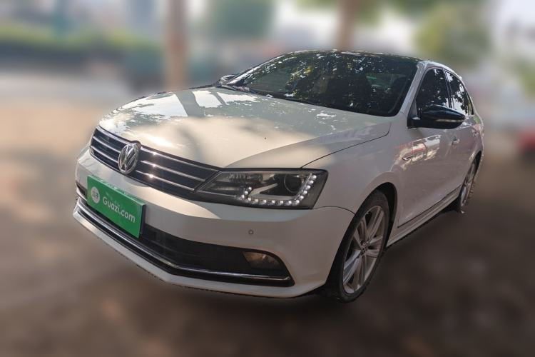 Used Volkswagen Sagitar 2018 280TSI DSG Luxury Model Guazi used car, China used car export, Used car for sale, Used  cars, Cheapest cars for sale