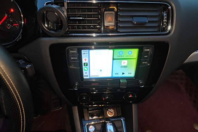 Used Volkswagen Sagitar 2018 280TSI DSG Comfort Model Audio And AC Panel