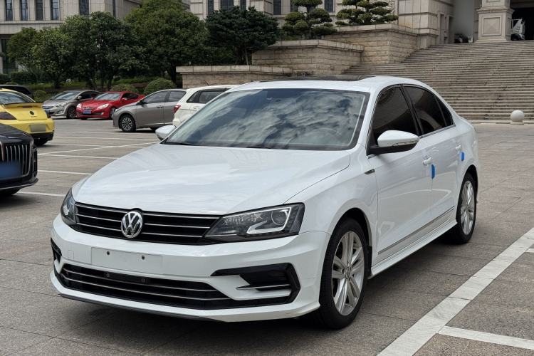 Volkswagen Sagitar 2018 280TSI DSG Ignite Edition usado Guazi used car, China used car export, Used car for sale, Used  cars, Cheapest cars for sale