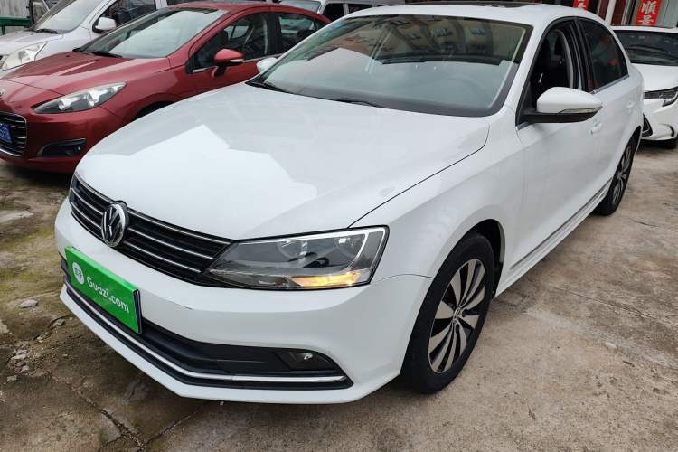 Used Volkswagen Sagitar 2018 1.6L Automatic Comfort Model Guazi used car, China used car export, Used car for sale, Used cars, Cheapest cars for sale