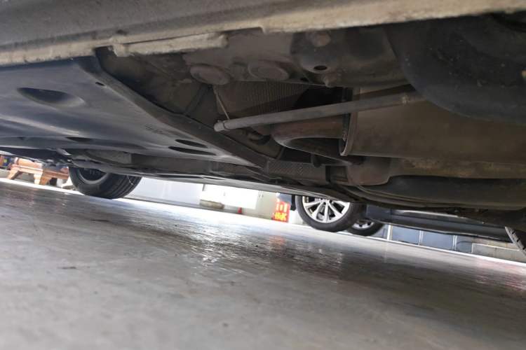 Used Volkswagen Sagitar 2018 1.6L Automatic Comfort Model Chassis Rear Left