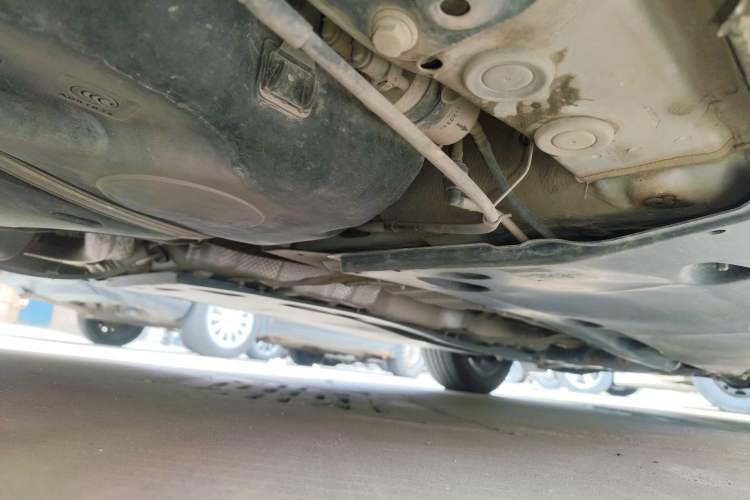 Used Volkswagen Sagitar 2018 1.6L Manual Comfort Model Chassis Rear Right