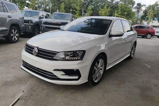 Gebrauchter Volkswagen Sagitar 2018 280TSI DSG Ignite Edition