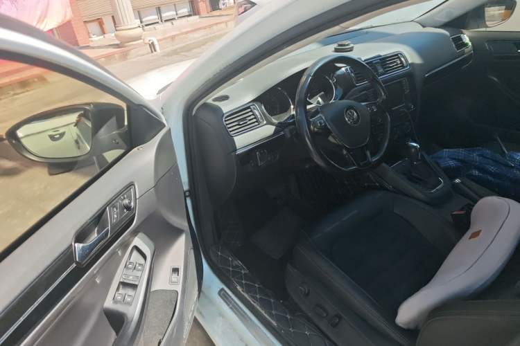 Used Volkswagen Sagitar 2018 280TSI DSG Luxury Model Driver Seat