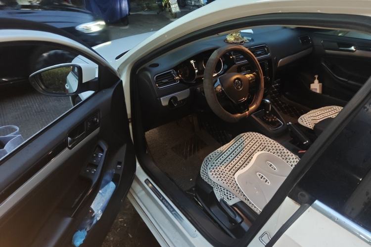 Used Volkswagen Sagitar 2018 280TSI DSG Comfort Model Driver Seat