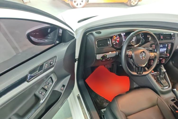 Used Volkswagen Sagitar 2018 180TSI DSG Prestige Edition Driver Seat
