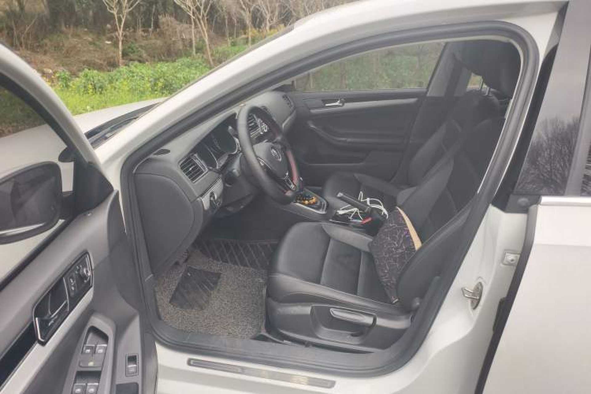 Used Volkswagen Sagitar 2018 1.6L Automatic Comfort Model Driver Seat