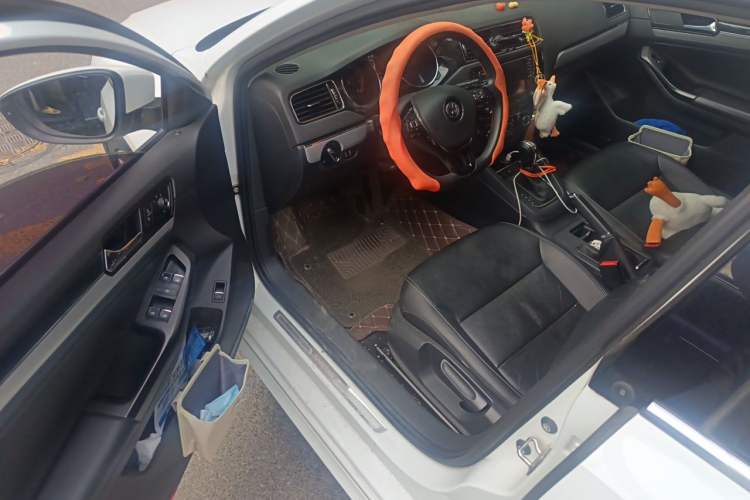 Used Volkswagen Sagitar 2018 280TSI DSG Ignite Edition Driver Seat