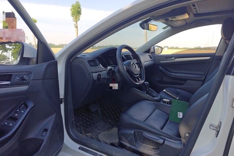 Used Volkswagen Sagitar 2018 1.6L Automatic Comfort Model Driver Seat