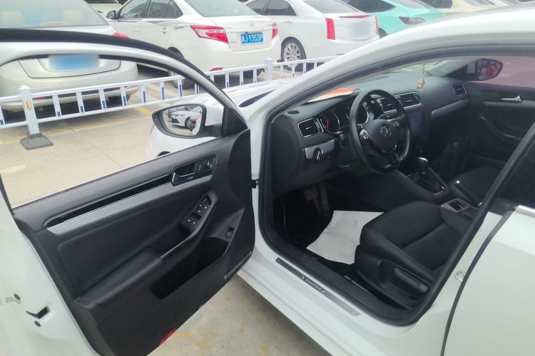 Used Volkswagen Sagitar 2018 280TSI DSG Ignite Edition Driver Seat