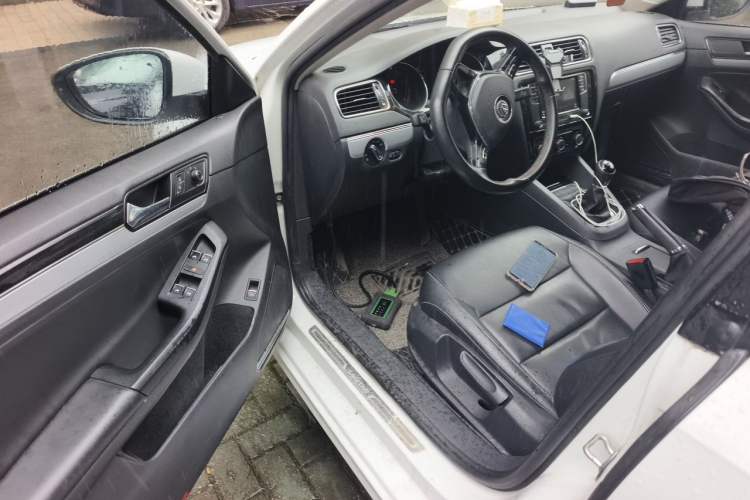 Used Volkswagen Sagitar 2018 1.6L Manual Comfort Model Driver Seat