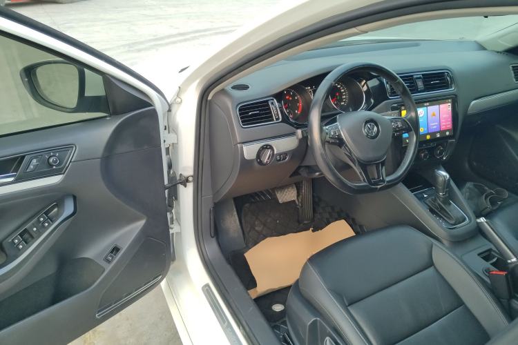 Used Volkswagen Sagitar 2018 280TSI DSG Ignite Edition Driver Seat