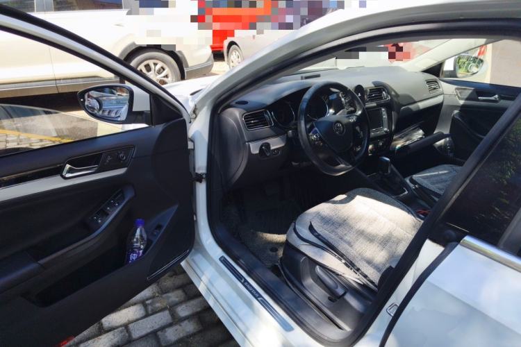 Used Volkswagen Sagitar 2018 280TSI DSG Ignite Edition Driver Seat