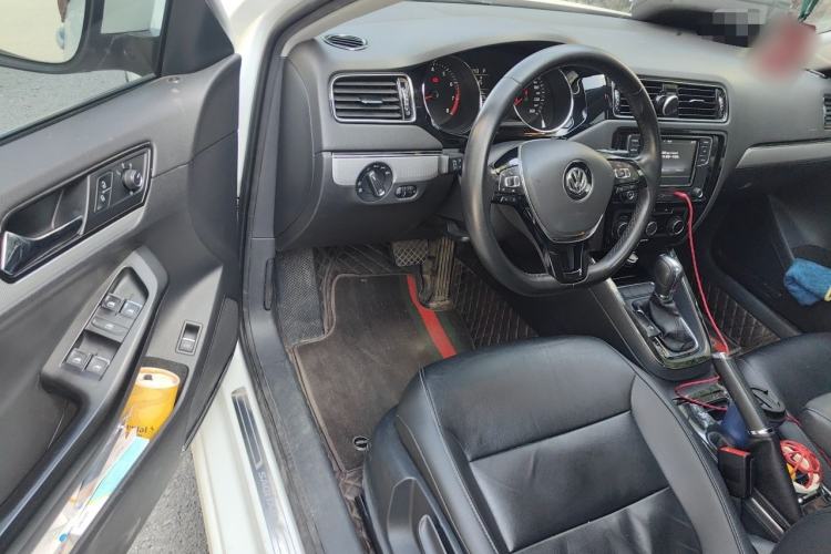 Used Volkswagen Sagitar 2018 1.6L Automatic Comfort Model Driver Seat