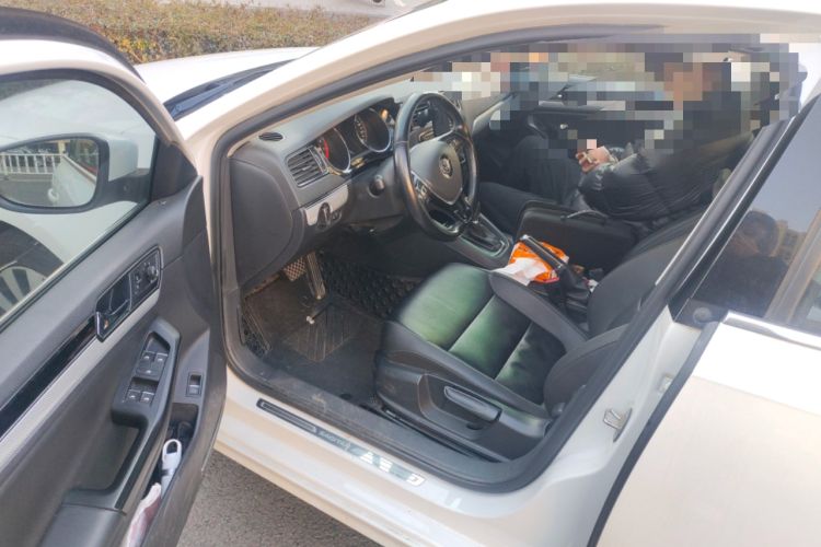 Used Volkswagen Sagitar 2018 180TSI DSG Prestige Edition Driver Seat