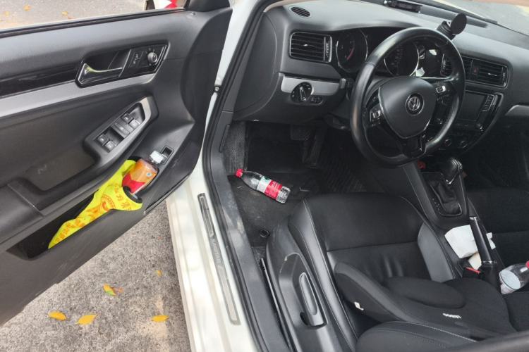 Used Volkswagen Sagitar 2018 1.6L Automatic Comfort Model Driver Seat