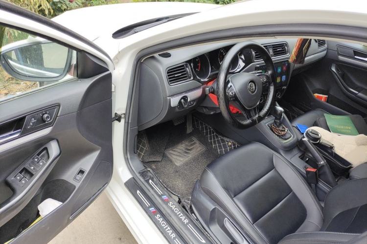 Used Volkswagen Sagitar 2018 1.6L Automatic Comfort Model Driver Seat