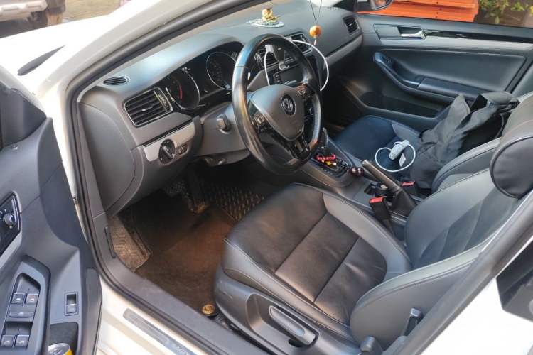 Used Volkswagen Sagitar 2018 280TSI DSG Ignite Edition Driver Seat