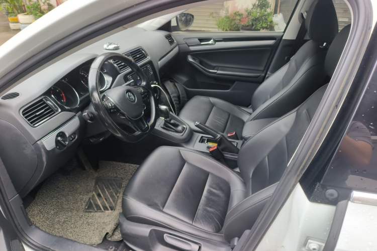 Used Volkswagen Sagitar 2018 280TSI DSG Ignite Edition Driver Seat