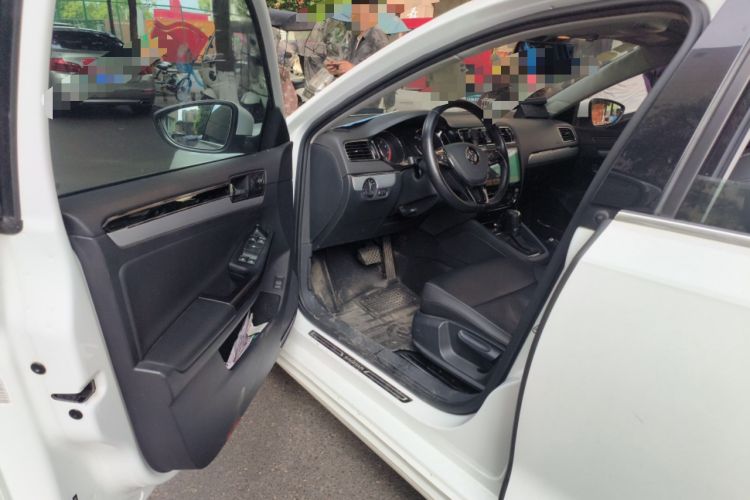 Used Volkswagen Sagitar 2018 1.6L Automatic Comfort Model Driver Seat