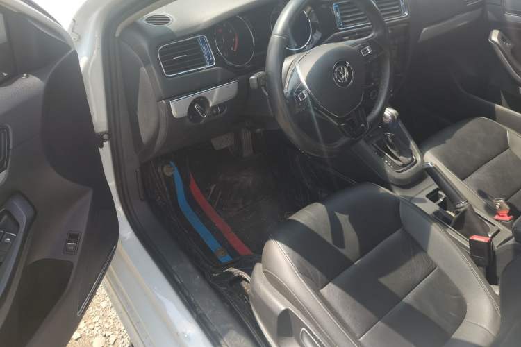 Used Volkswagen Sagitar 2018 280TSI DSG Ignite Edition Driver Seat