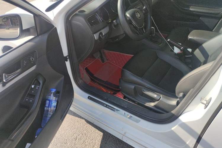 Used Volkswagen Sagitar 2018 280TSI DSG Ignite Edition Driver Seat