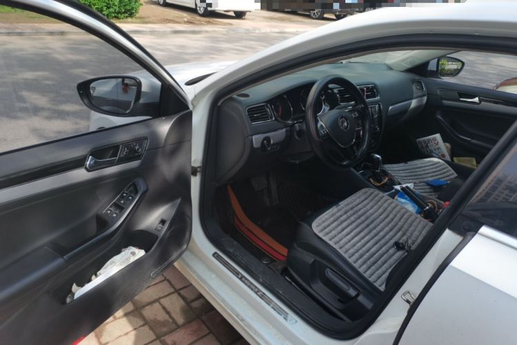 Used Volkswagen Sagitar 2018 280TSI DSG Comfort Model Driver Seat