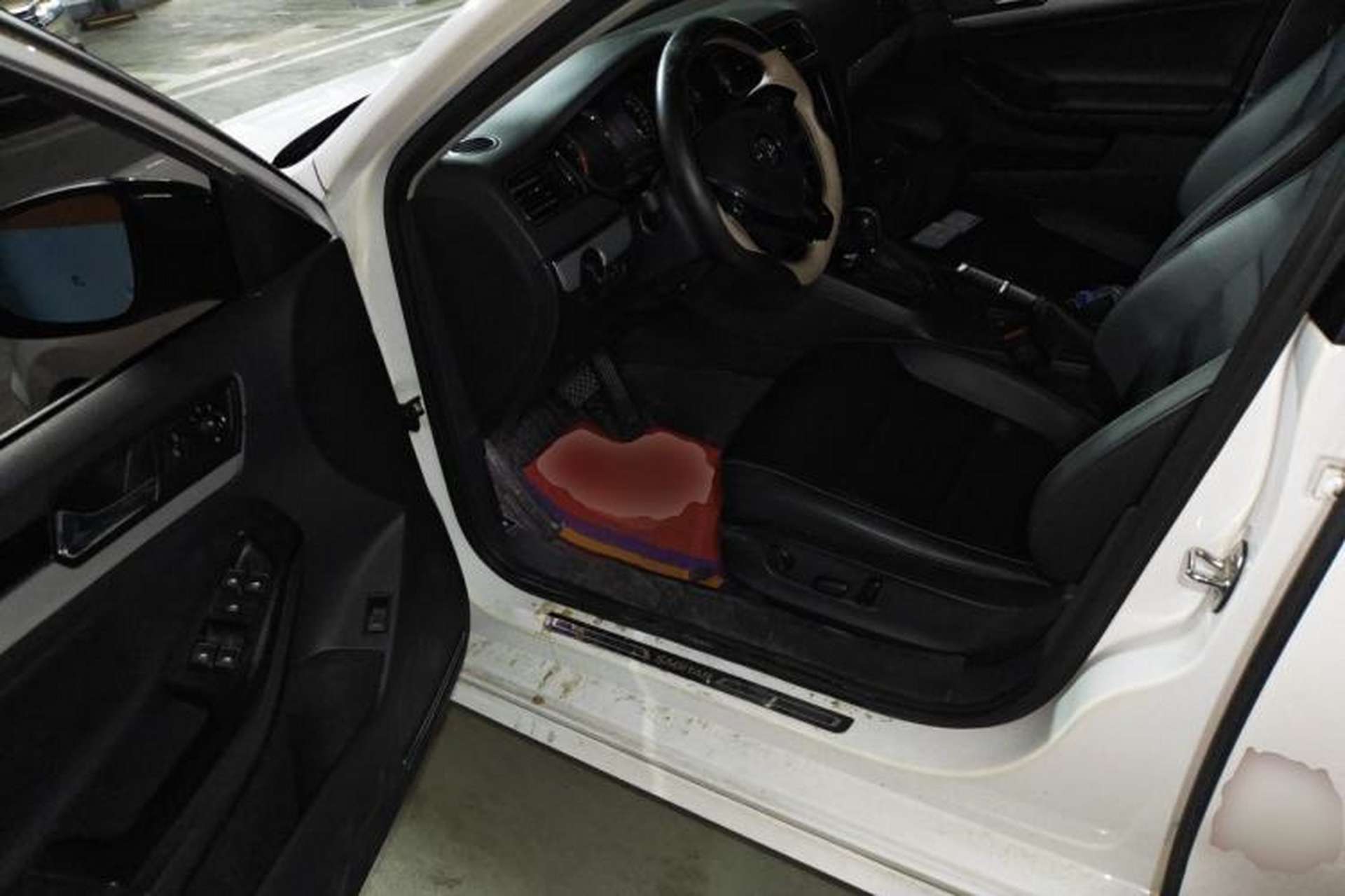 Used Volkswagen Sagitar 2018 280TSI DSG Ignite Edition Driver Seat