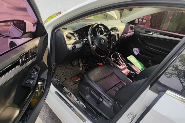 Used Volkswagen Sagitar 2018 280TSI DSG Comfort Model Driver Seat