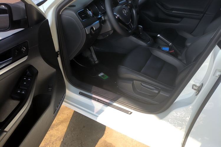 Used Volkswagen Sagitar 2018 280TSI DSG Comfort Model Driver Seat